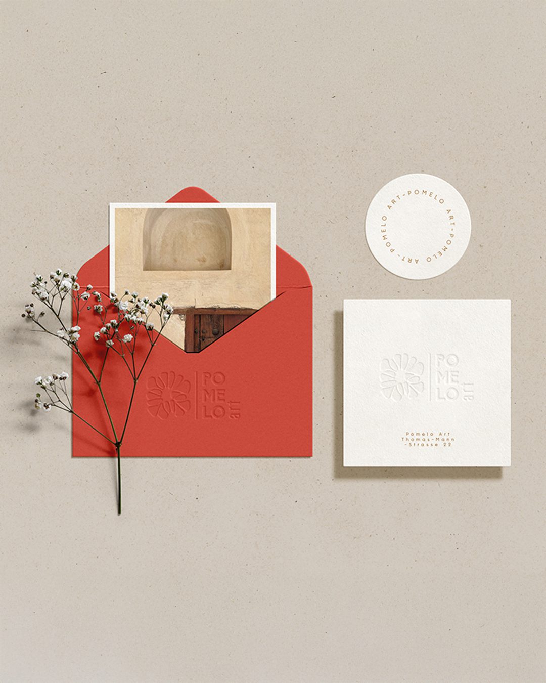 SOBRE POMELO INSTAGRAM